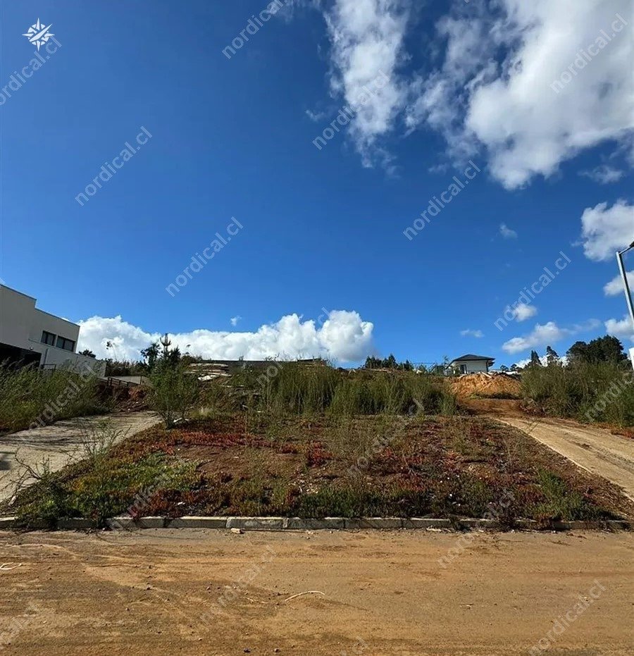 vista-del-terreno-desde-abajo